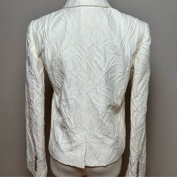 NWT Gucci Ivory Floral Textured Blazer - Size 42/US 6 - Picture 6 of 14
